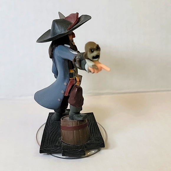 💚 Captain Barbossa Pirates of the Caribbean Infinity Disney Figure - Picture 2 of 4